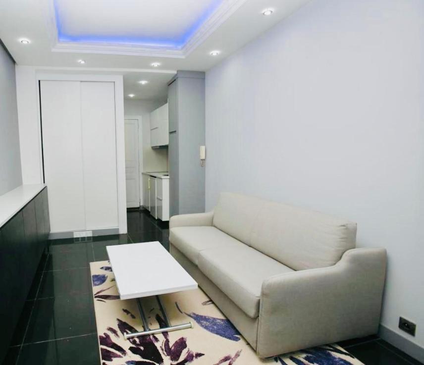 פריז Appartement Coquet En Plein Coeur De Montmartre מראה חיצוני תמונה