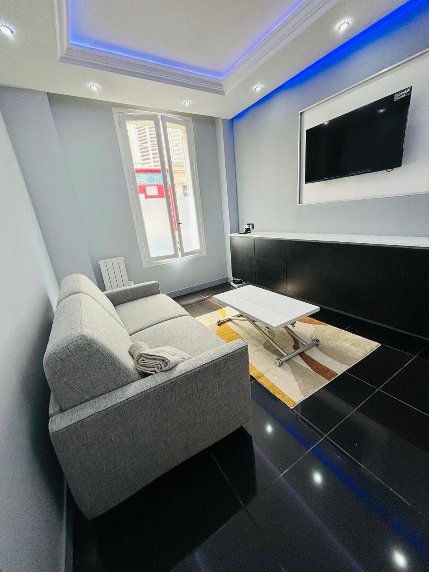 פריז Appartement Coquet En Plein Coeur De Montmartre מראה חיצוני תמונה